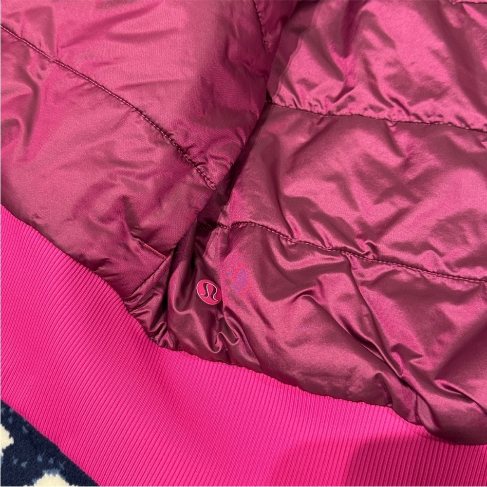 Lululemon Ripened Raspberry NonStop Bomber Reversible Jacket. Size 2 - Picture 8 of 10